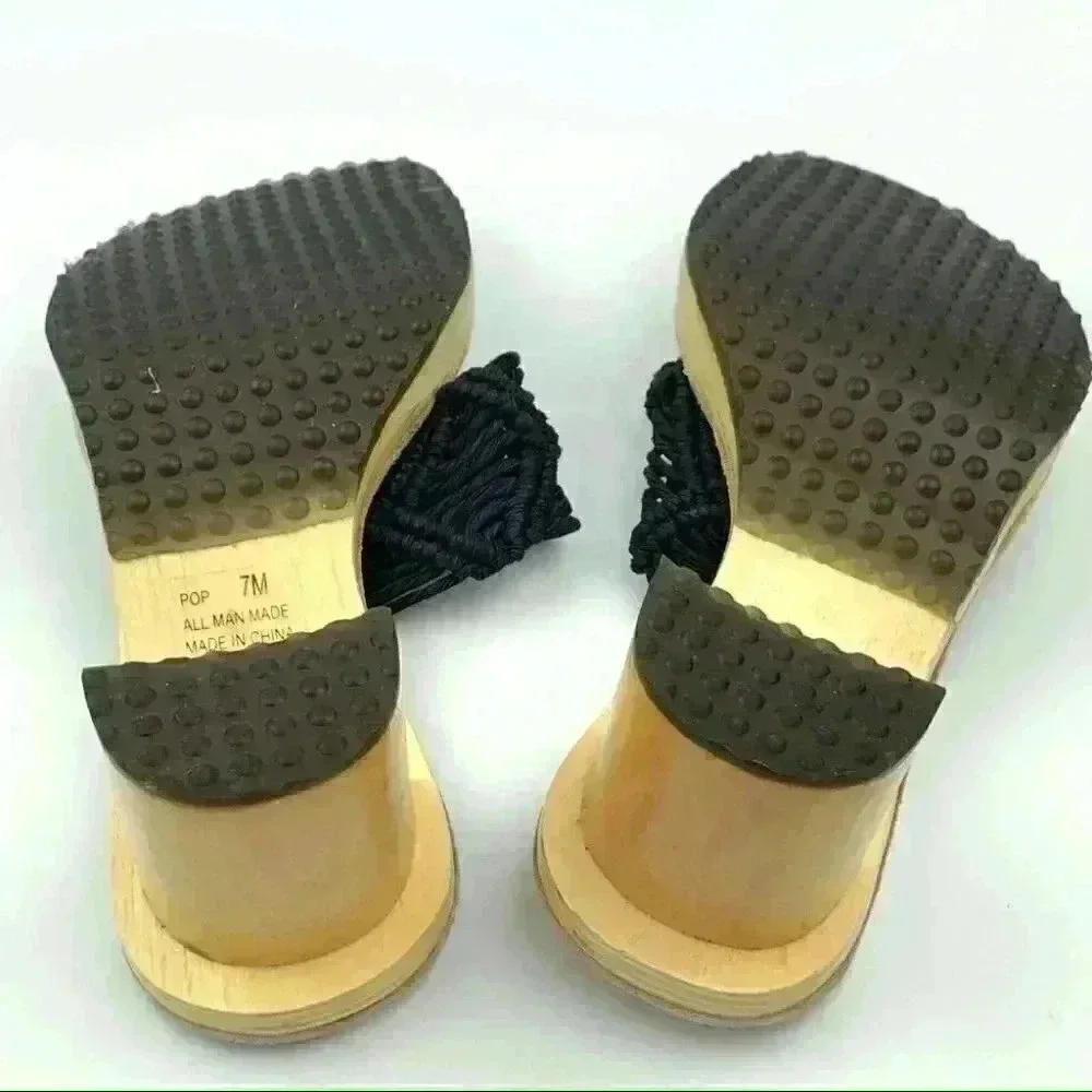 On Your feet Chinese laundry pop sandals 7 macramé